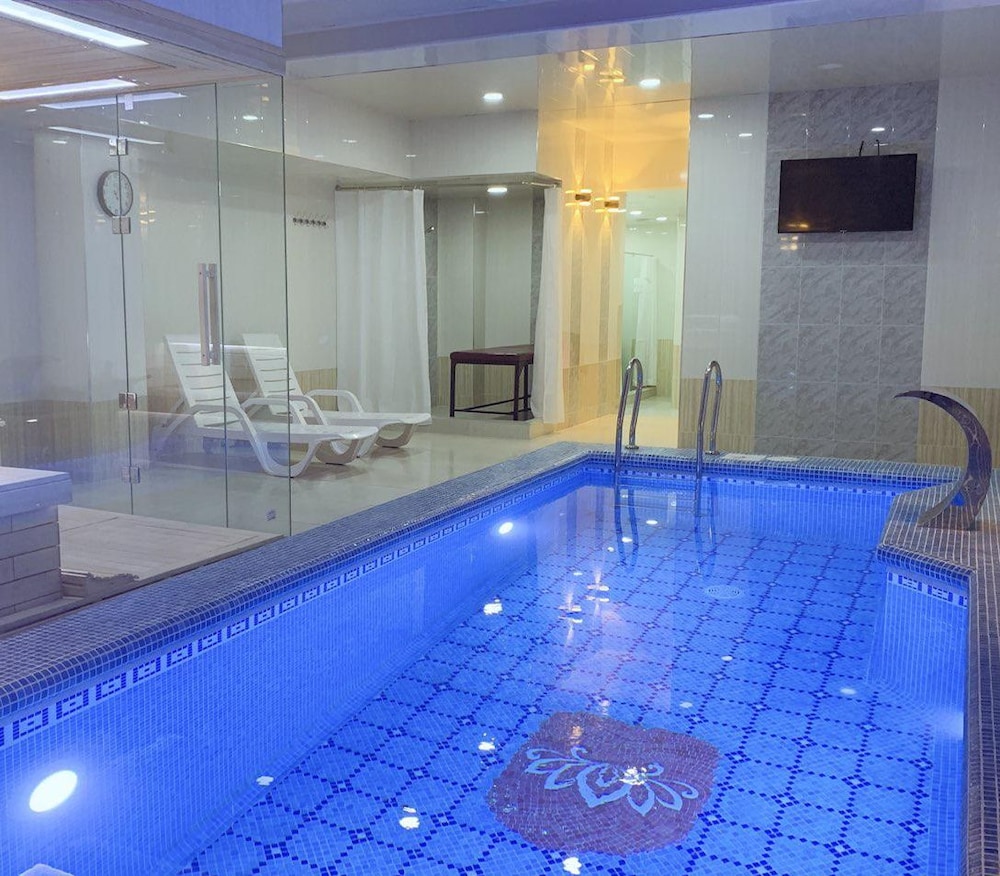 MIRA STAY Hotel