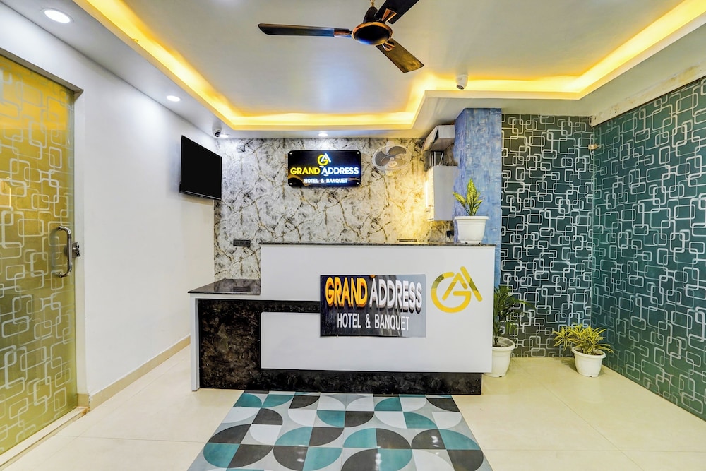 Hotel Grand Address