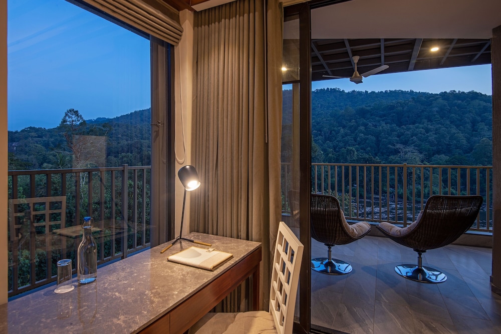 Niraamaya Retreats Samroha, Athirappilly