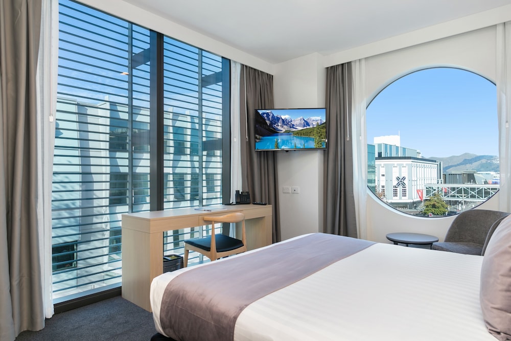 Christchurch City Hotel