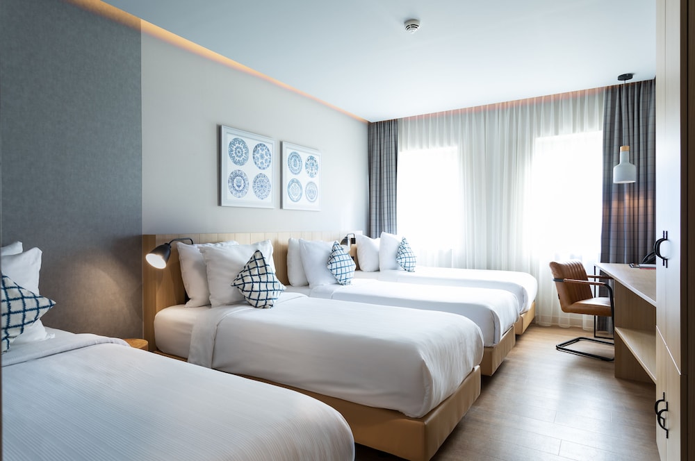 Urban Lodge Hotel