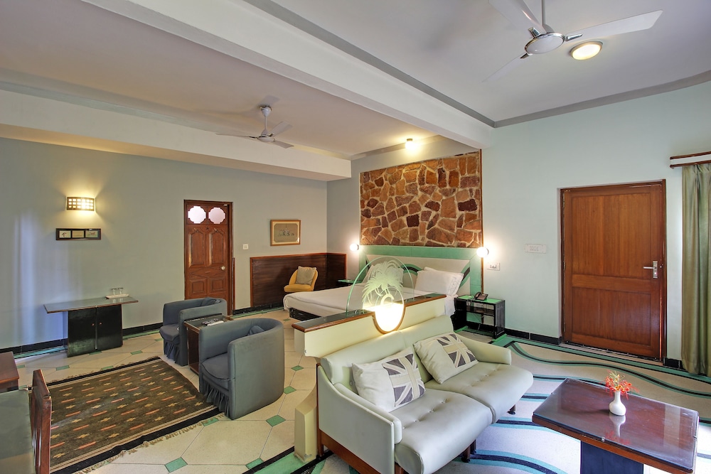 Hotel Inn Season Art Deco Heritage Hotel in Jodhpur