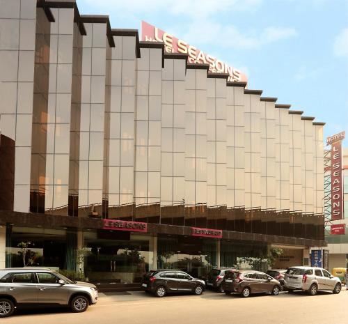 Airport Hotel Le Seasons Aerocity New Delhi