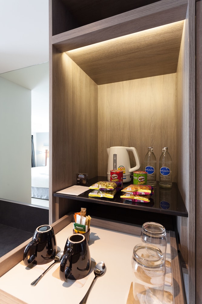 Grand 5 Hotel & Plaza Sukhumvit Bangkok
