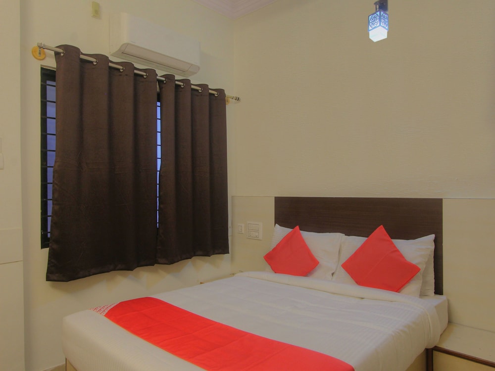OYO 16107 Rigel Residency