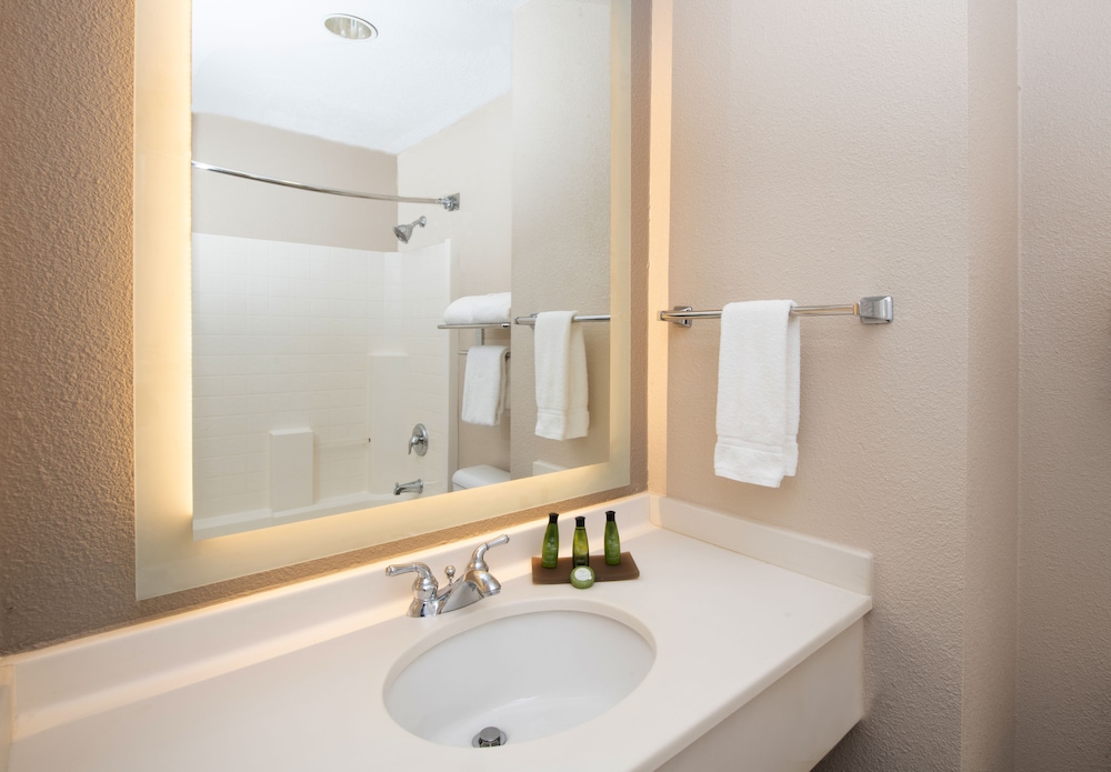 Larkspur Landing Extended Stay Suites South San Francisco