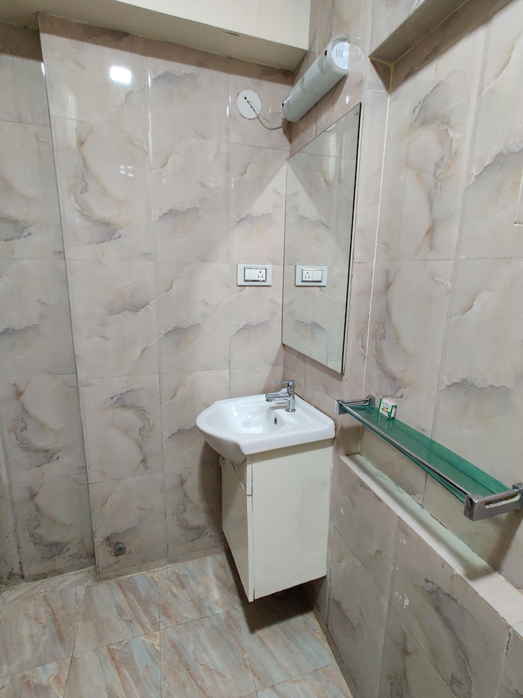 Hotel Monarch International Jayanagar
