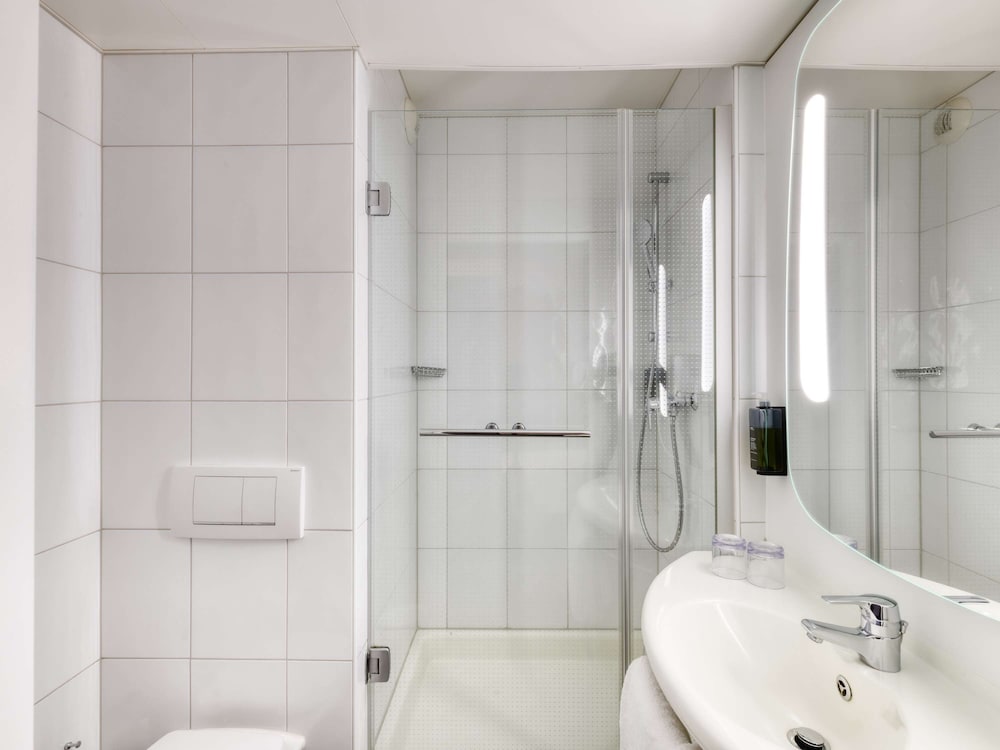 ibis Zurich City West