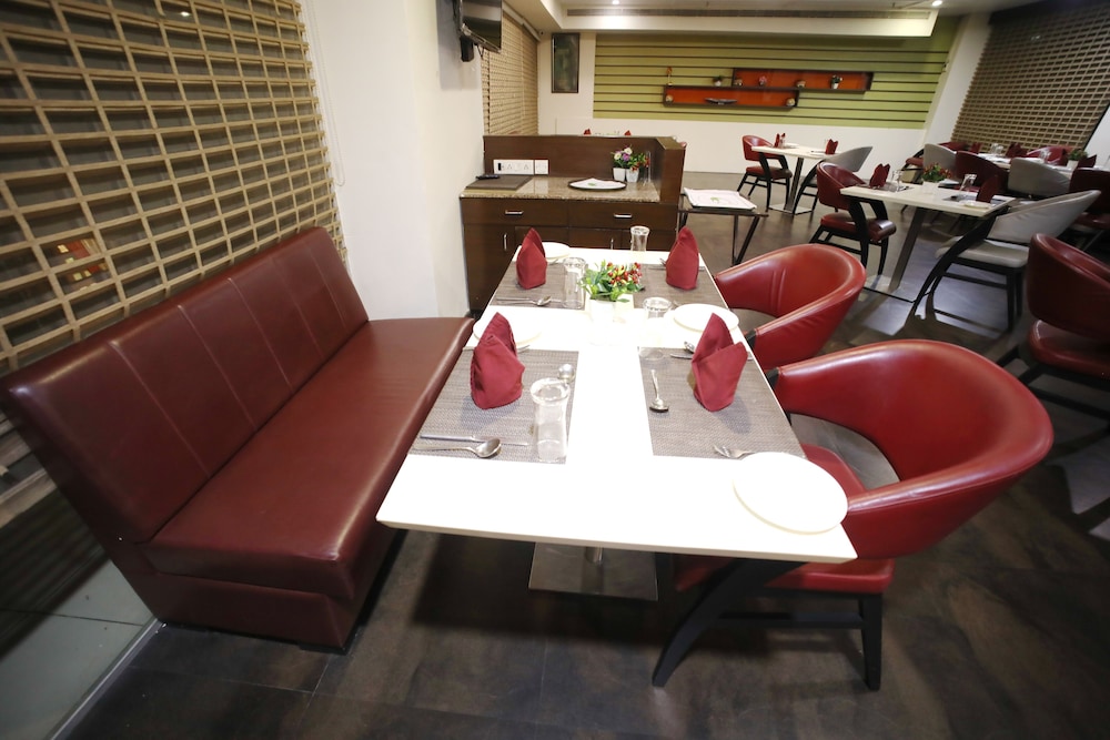 The Byke Select Suraj Plaza (Thane)