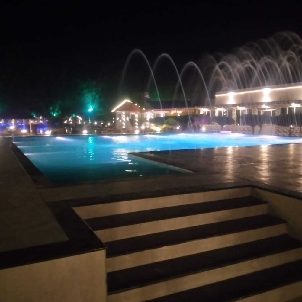 Lake View Hotel & Resorts