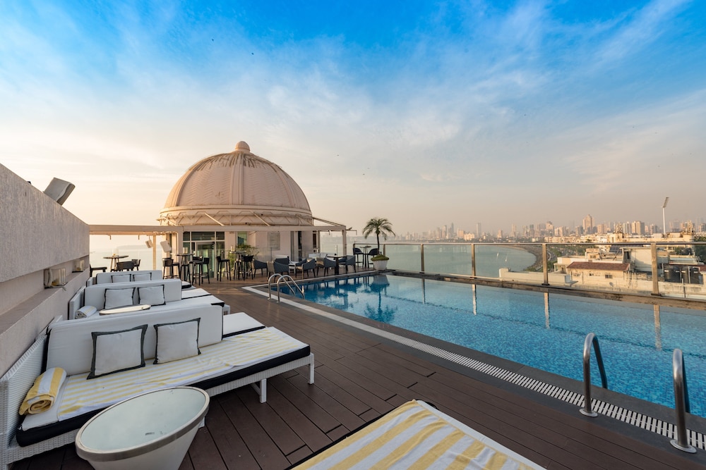 InterContinental Marine Drive Mumbai, an IHG Hotel