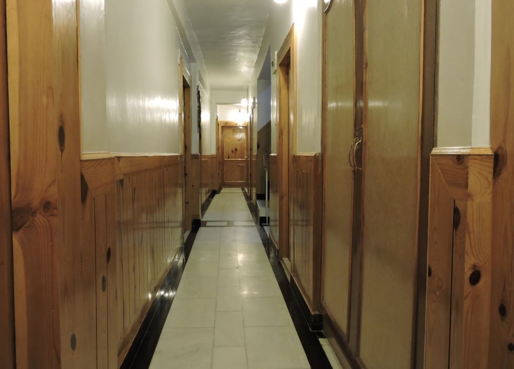 Hotel Chaman Palace
