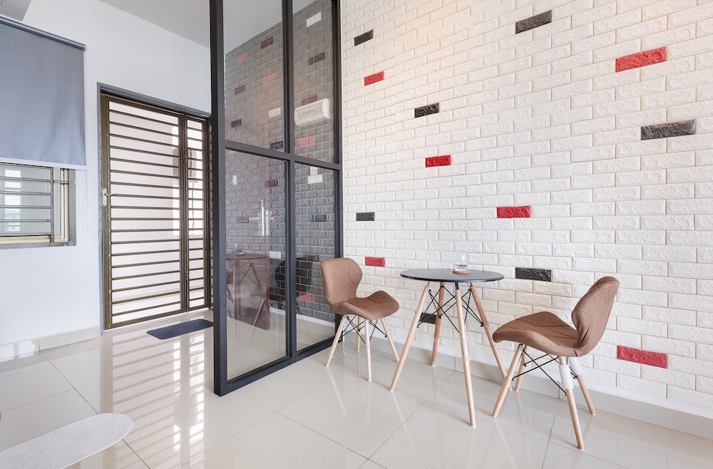 Palazio Service Apartment