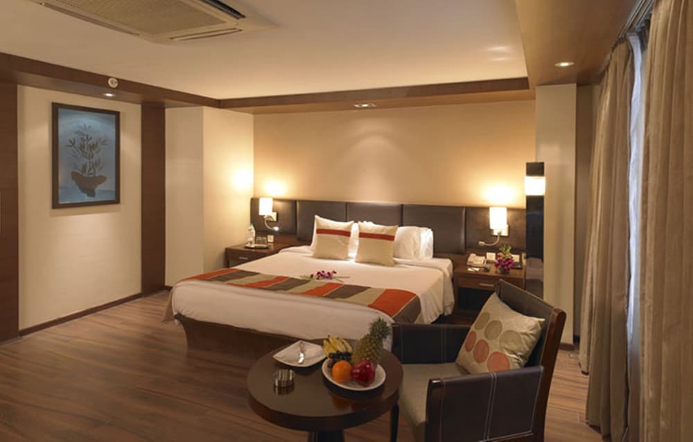 Lemon Tree Premier, Navi Mumbai
