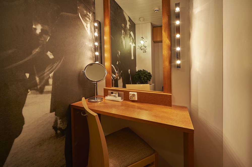 Holiday Inn Helsinki - Vantaa Airport by IHG