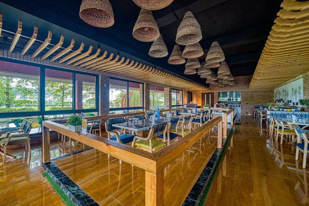 The Grand Gardens Resort
