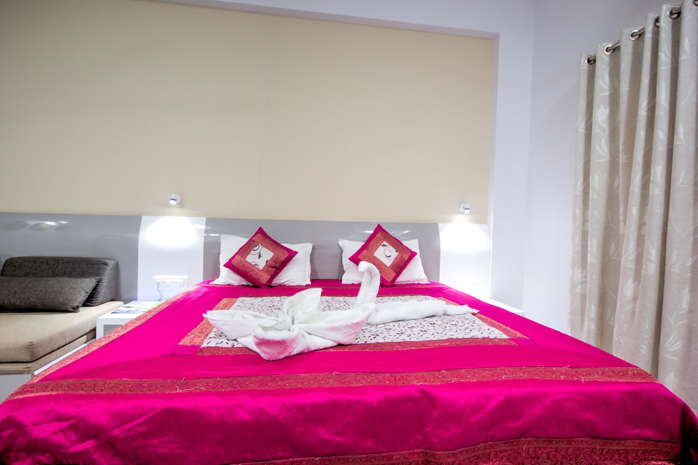 The Grand Gardens Resort