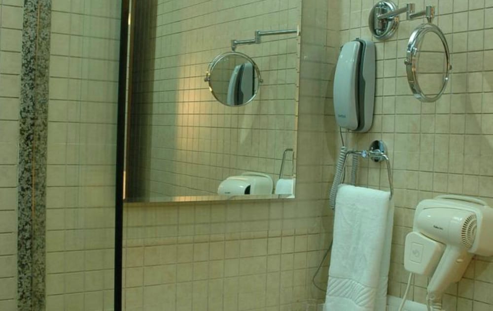 FabHotel Shubhangan