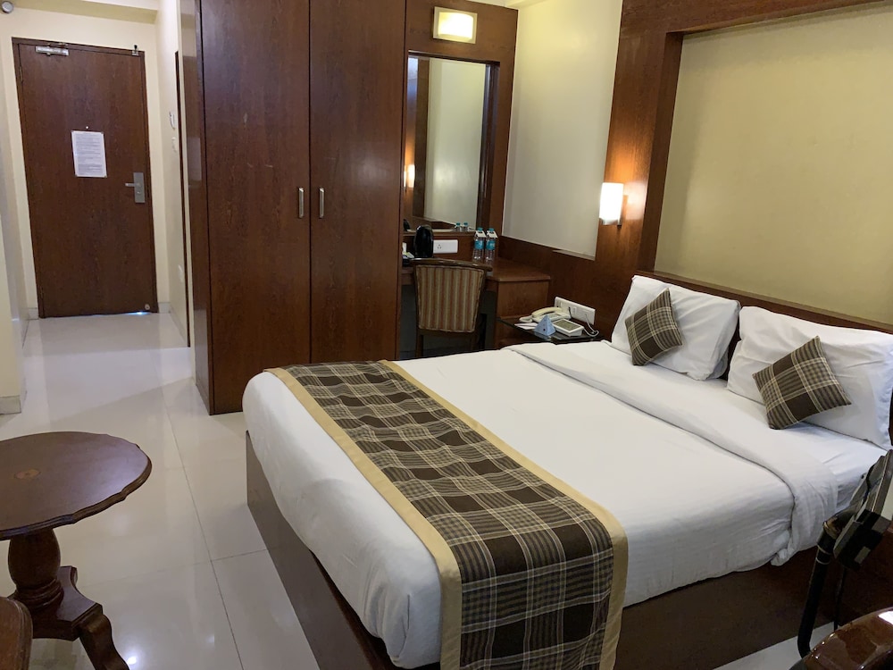 FabHotel Shubhangan