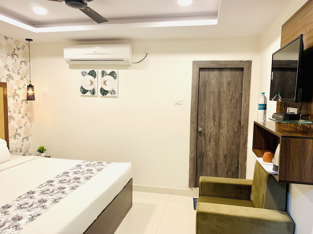 Hotel Oak By Signature Airport Zone