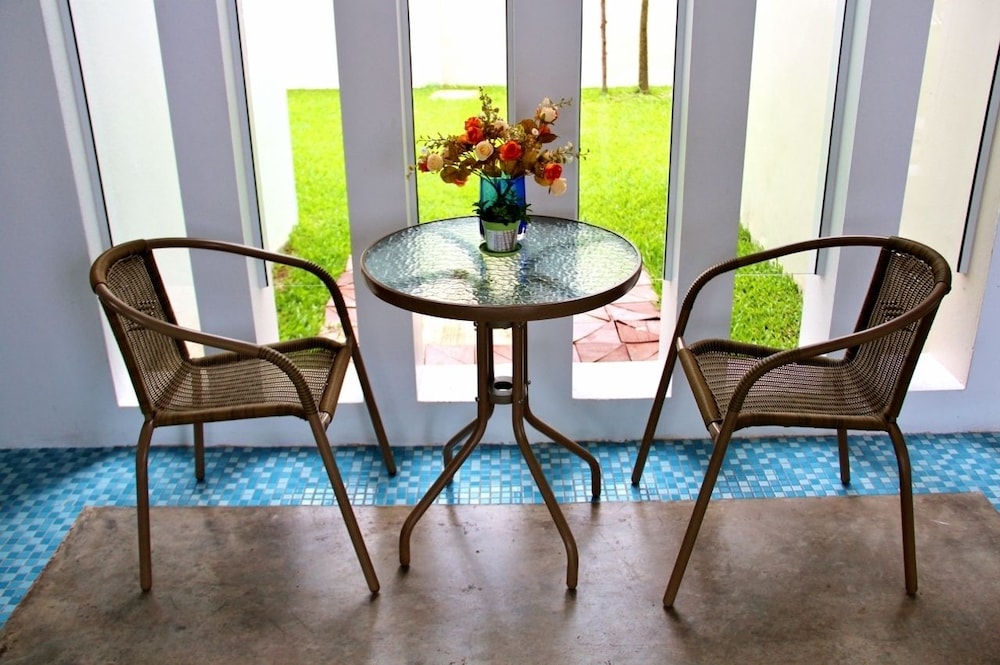 The Meet Green Apartment