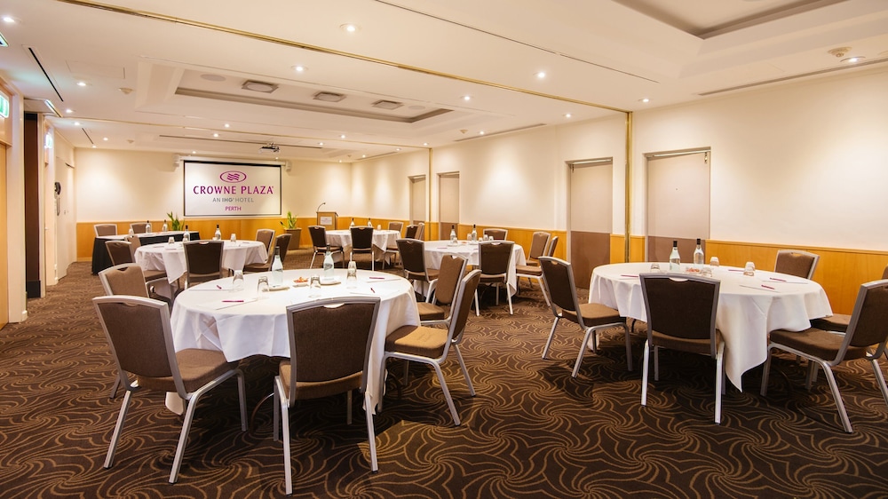 Crowne Plaza Perth by IHG