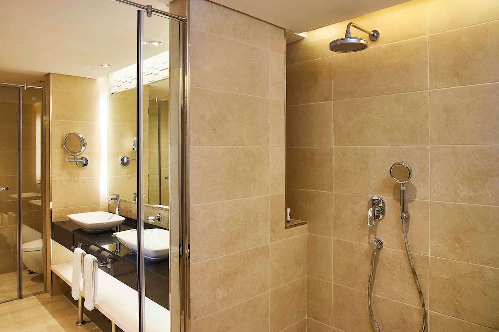 Mercure Dubai Barsha Heights Hotel Suites And Apartments