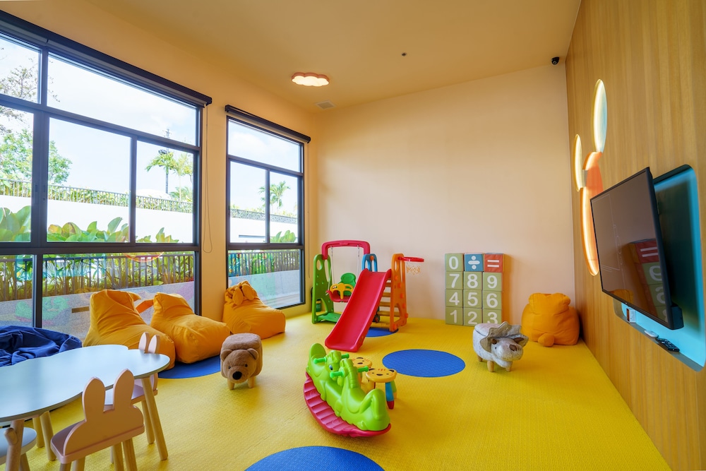 HOMA Phuket Town