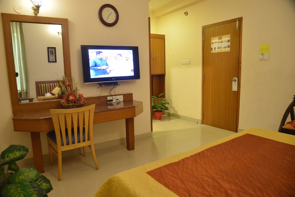 Hotel Pai Vista, KR Road
