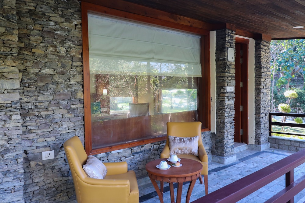 Punarnava Resort & Spa