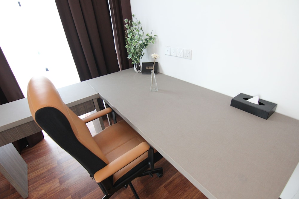 Nexus Business Suite Hotel