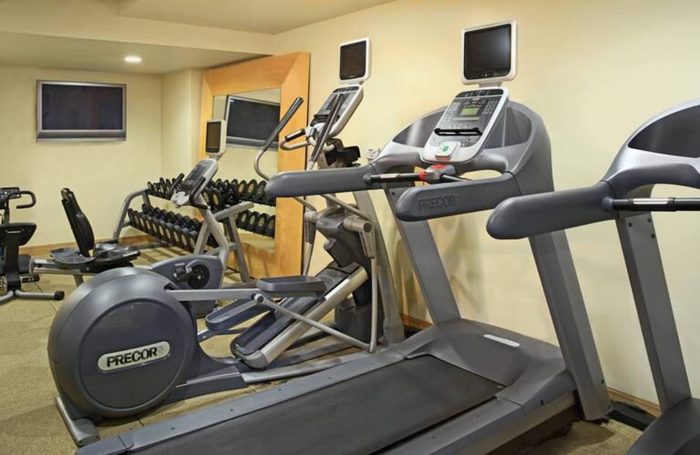 DoubleTree by Hilton Hotel Chicago Wood Dale - Elk Grove
