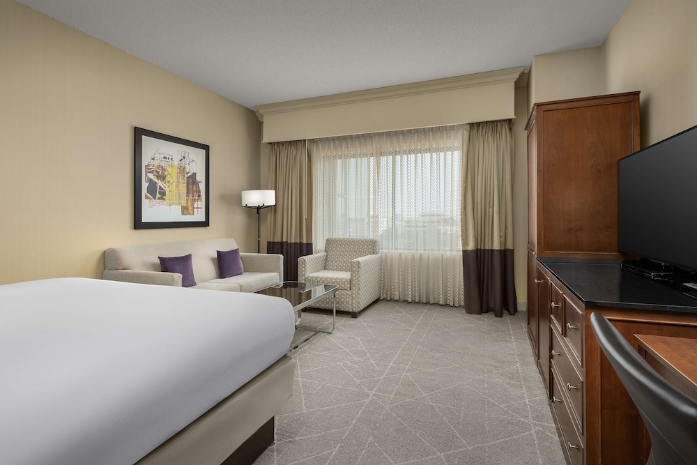 DoubleTree by Hilton Chicago O'Hare Airport - Rosemont