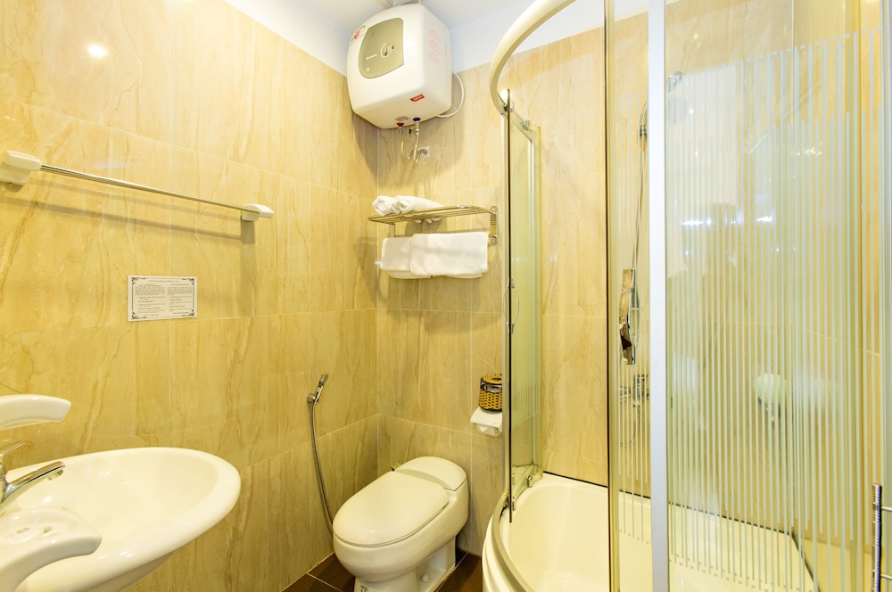 Riverside Impression Homestay Villa