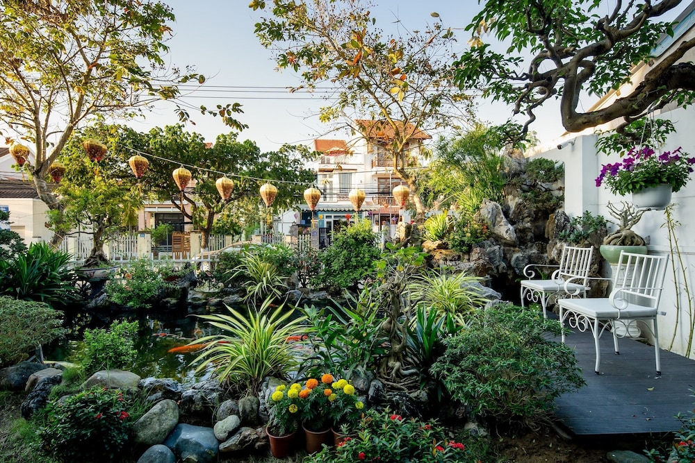 Riverside Impression Homestay Villa