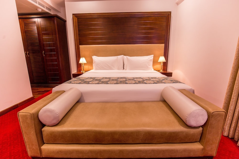 Trillium Boutique City Hotel