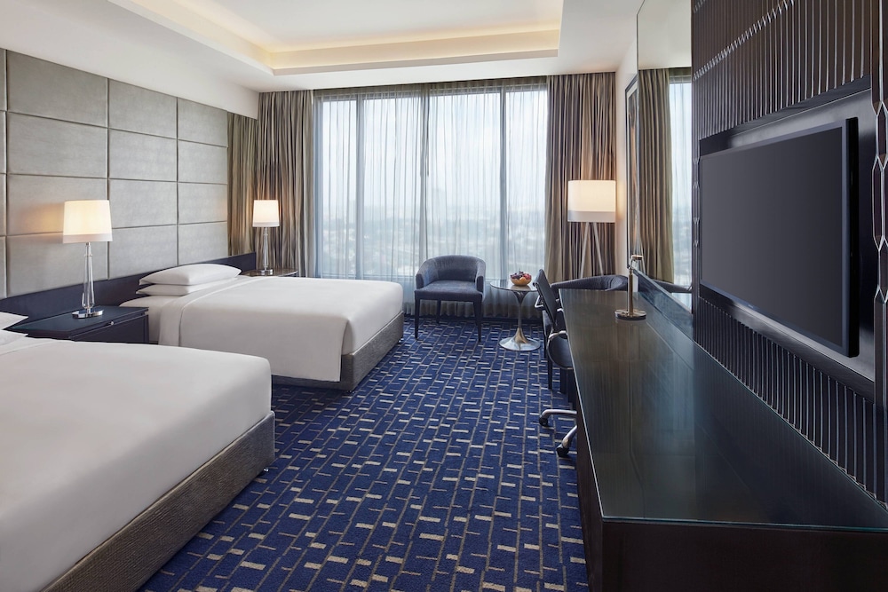 Renaissance Bengaluru Race Course Hotel