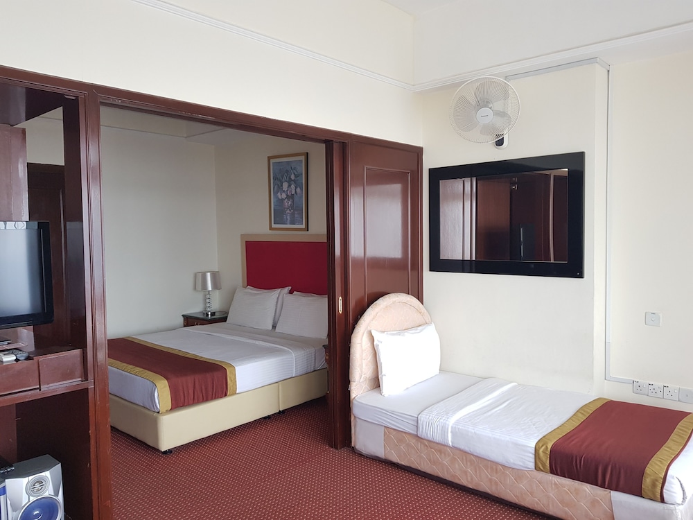 Bintang Service Suite At Times Square