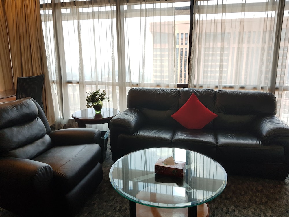 Bintang Service Suite At Times Square