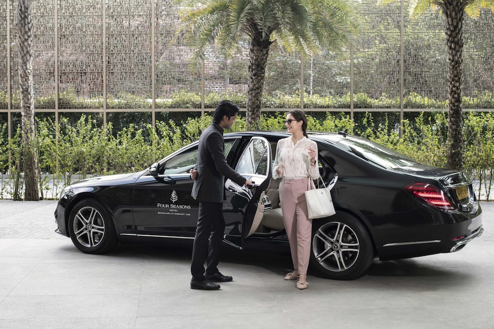 Four Seasons Hotel Bengaluru at Embassy One