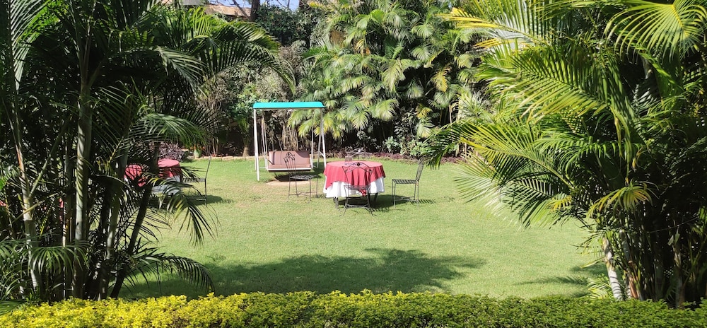  Hill N You - A Boutique Garden Resort