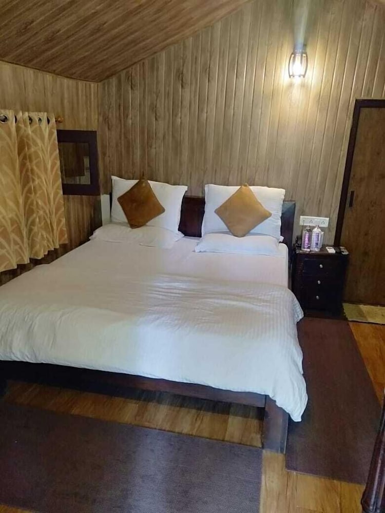  Hill N You - A Boutique Garden Resort