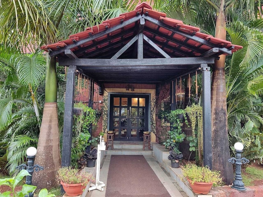 Pride Chira Meadows Ecoresort and Spa