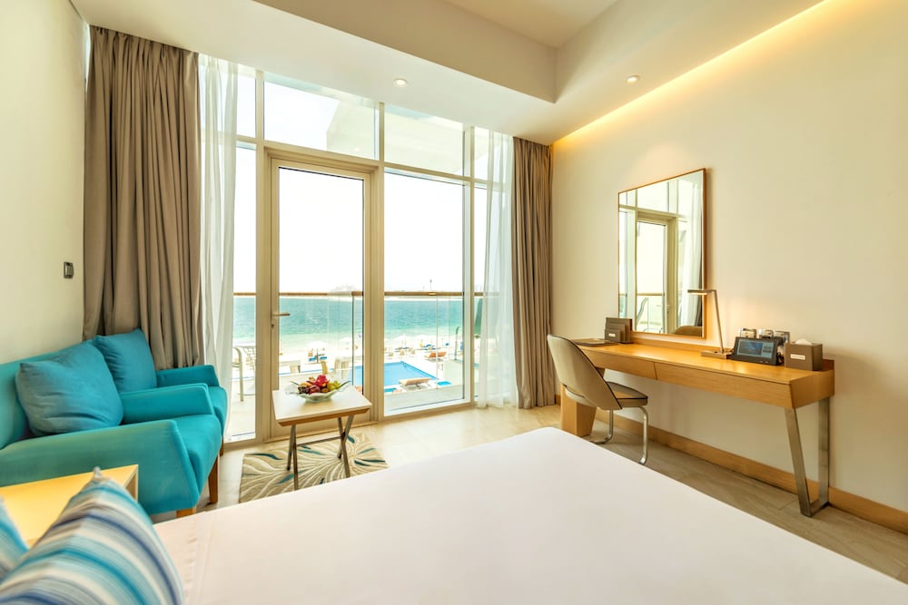 Royal Central Hotel and Resort – The Palm