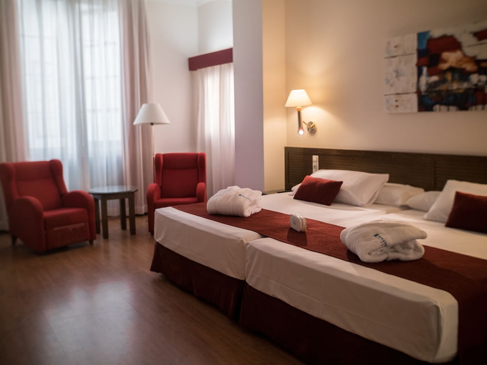 Senator Cadiz Hotel
