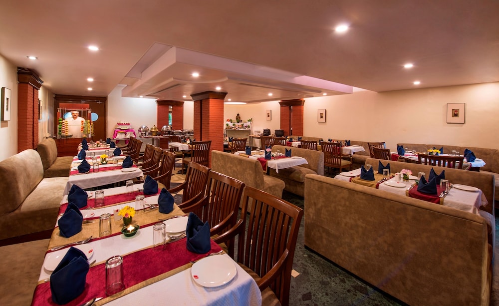  Lords Inn Vadodara