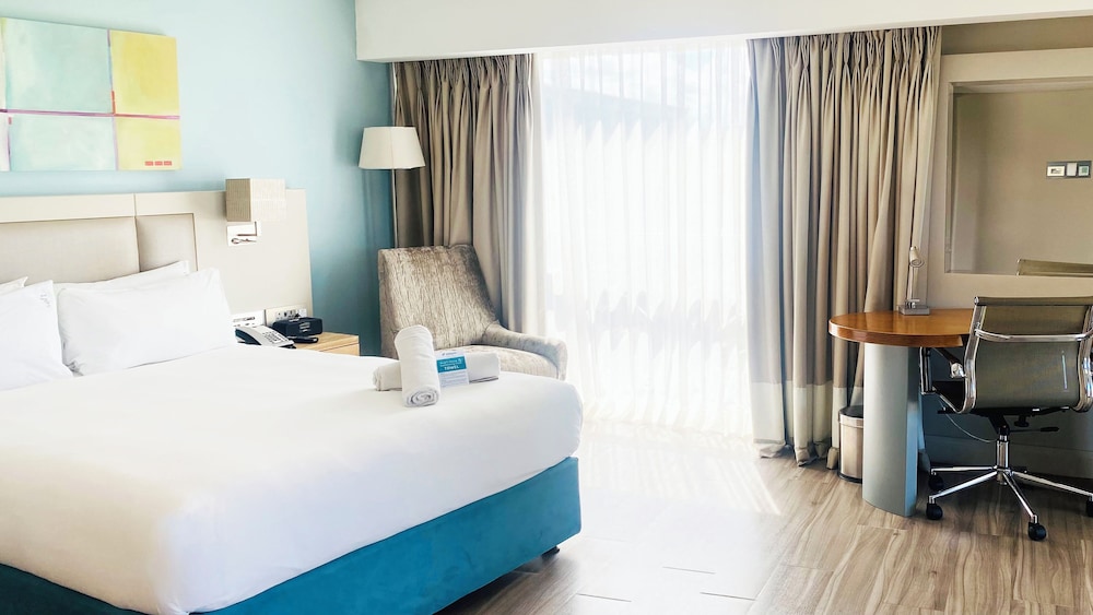 Holiday Inn Mauritius Mon Tresor by IHG