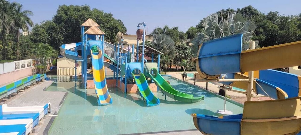 DG V Resorts, Silvassa