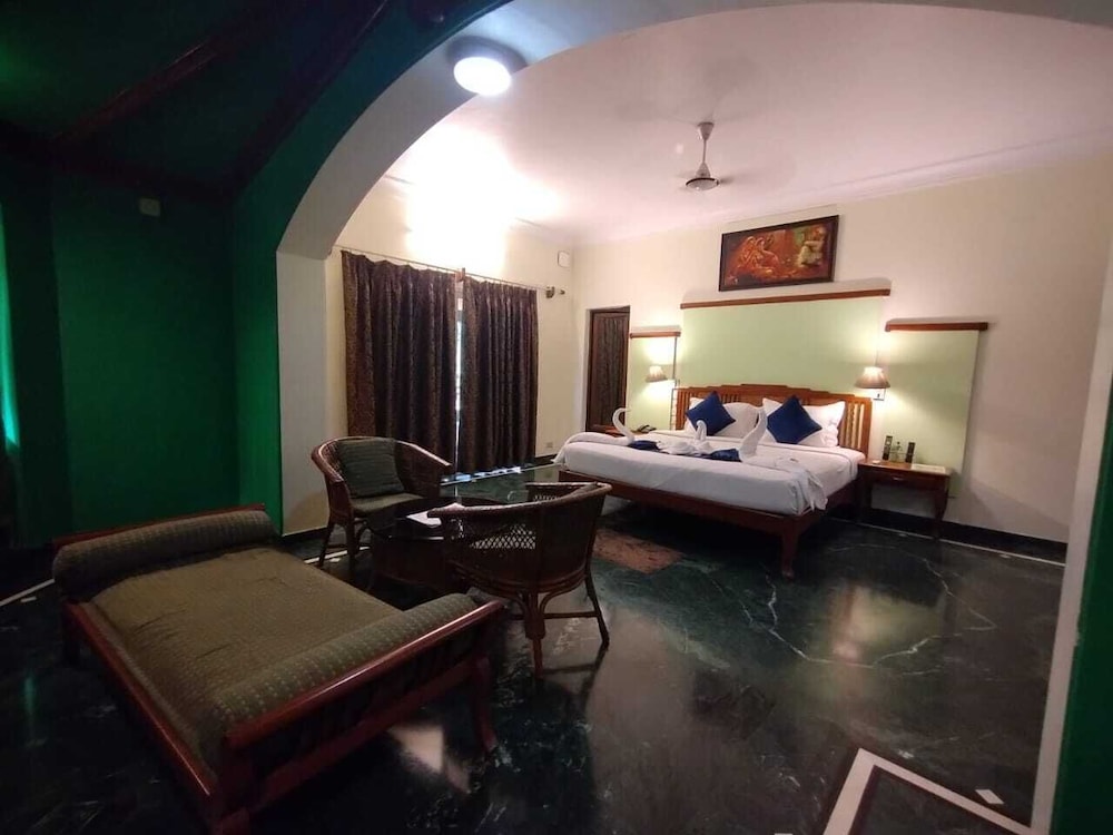DG V Resorts, Silvassa