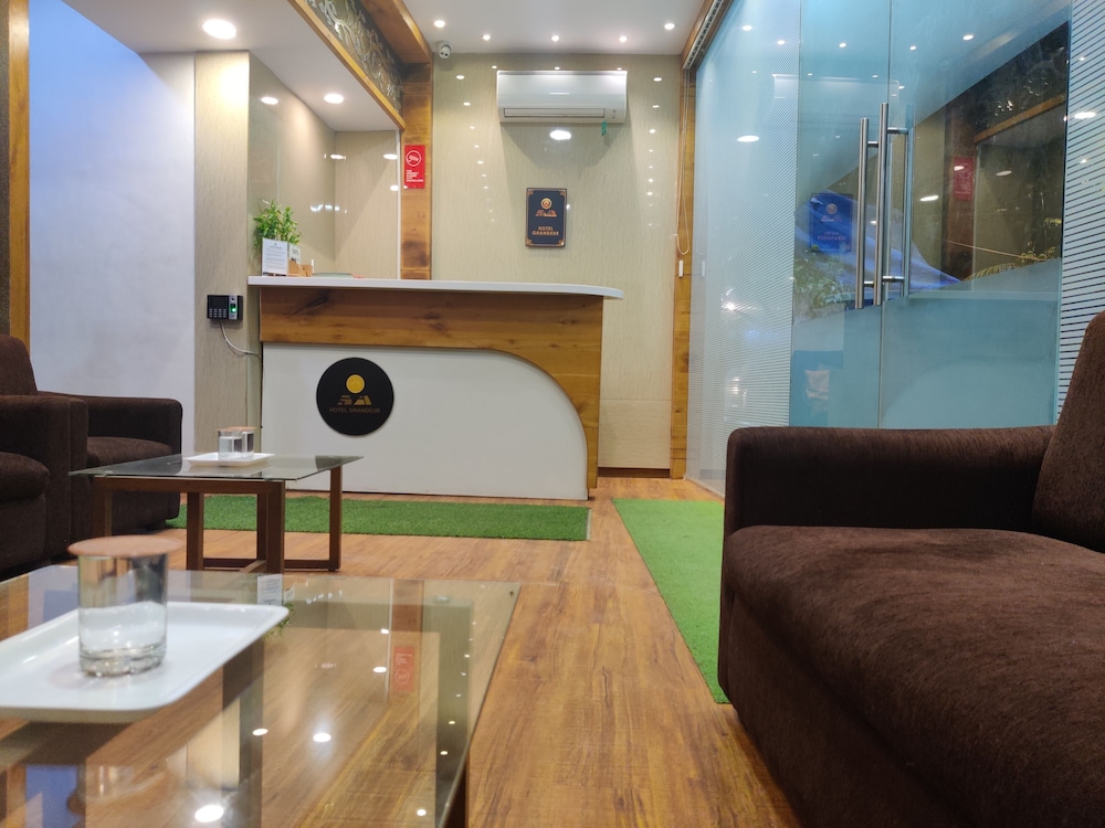 Hotel Grandeur-Near Mumbai International Airport